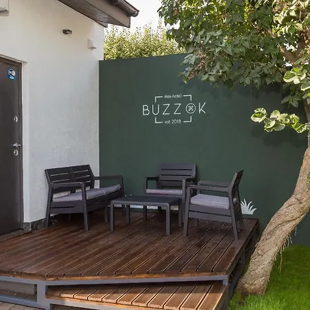 Mini Buzzok 샬레 *